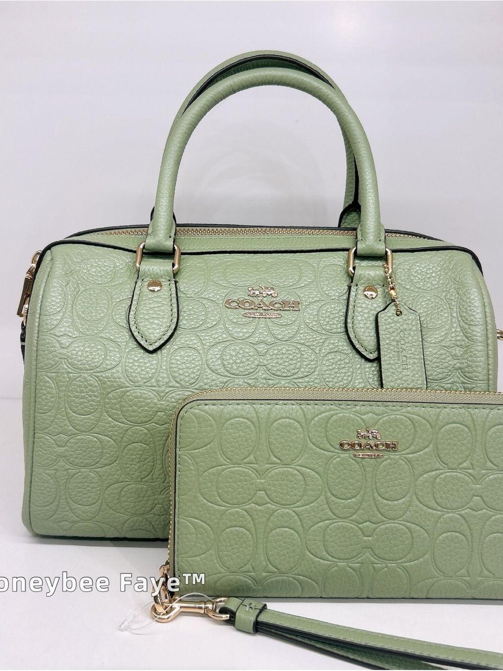 COACH  Pebbled Leather Satchel and Wallet bundle in signature leather Gold/green